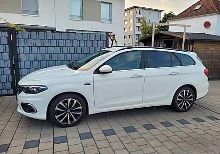 Fiat Tipo 1.4 T-Jet LOUNGE
