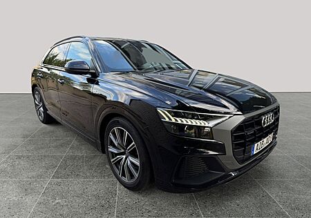 Audi Q8 50TDI quattro-Panorama-Matrix-Servoschließung