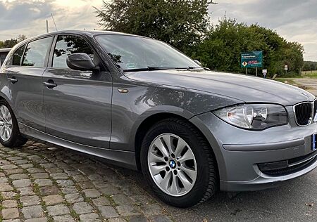 BMW 118i Steuerkette neu/Klima/SHZ/Navi