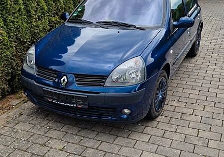 Renault Clio Authentique 1.2 16V Authentique