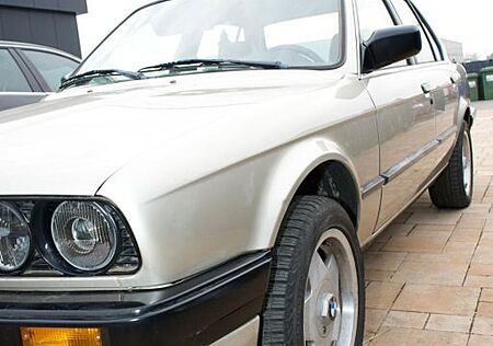 BMW 318i