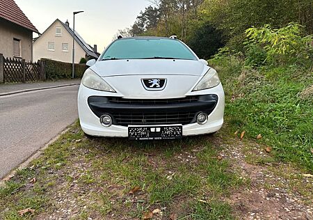 Peugeot 207 SW 120PS / Panorama