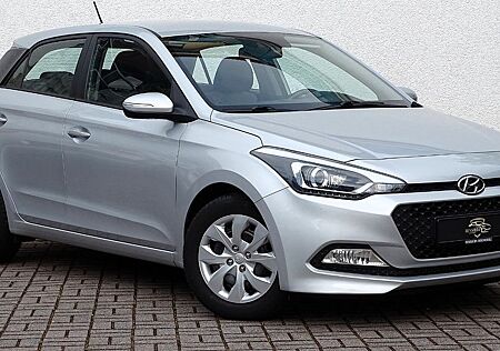 Hyundai i20 1.HAND|Automatik|Tempomat|SHZ|LHZ|USB|PDC|