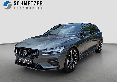 Volvo V60 +B4+Plus+Dark+PilotAss+BLIS+HarmanK+Panoramad