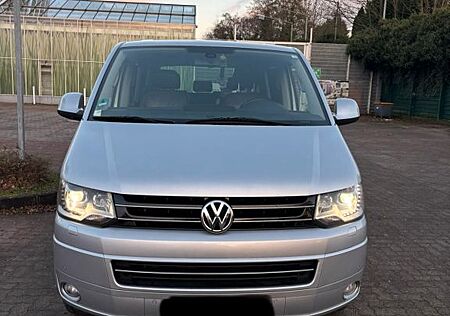 VW T5 Multivan Volkswagen BMT Highline