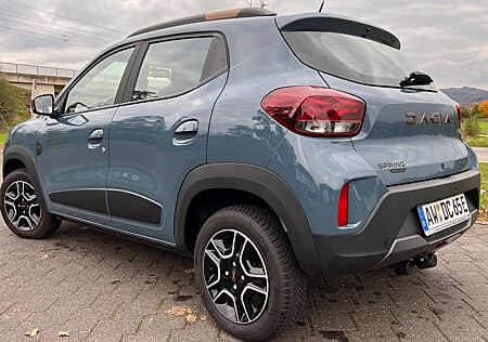 Dacia Spring Extreme 65 CCS AHK LED