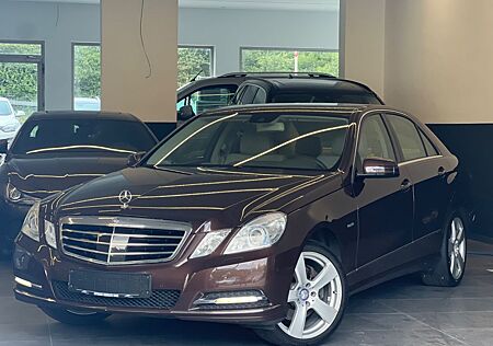 Mercedes-Benz E 300 CDI Lim. BlueEfficiency.Navi.PDC.AbstandTe