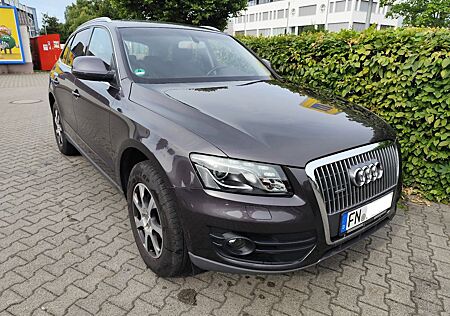 Audi Q5 2.0 TDI quattro, AHK,Angemeldet.