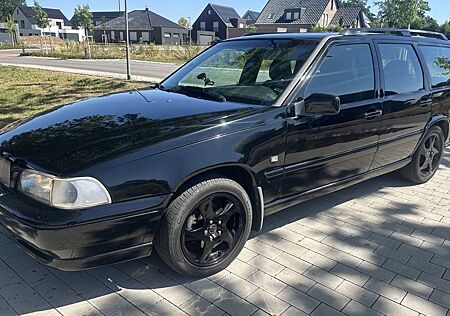Volvo V70 2.4; 5-Zylinder
