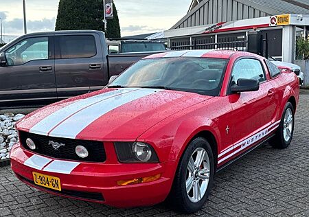 Ford Mustang 4.0 V6 Fastback Coupe automatik Youngtim