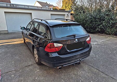 BMW 318i touring -