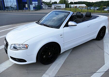 Audi S4 4.2 V8 quattro Cabriolet NAVI LEDER BBS