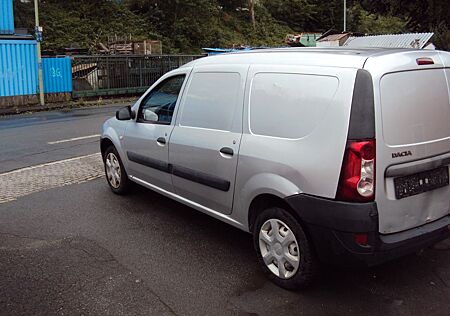 Dacia Logan -1.4 Liter -Servo-LKW ZULASSUNG-
