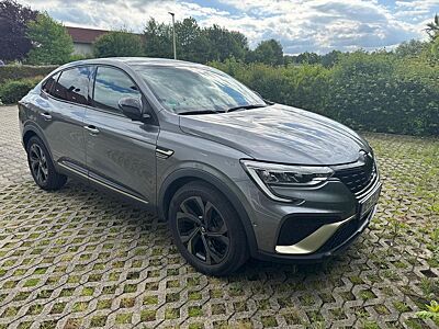 Renault Arkana E-Tech engineered Full Hybrid 145