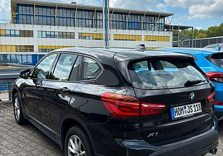 BMW X1 Baureihe sDrive 18 d Advantage