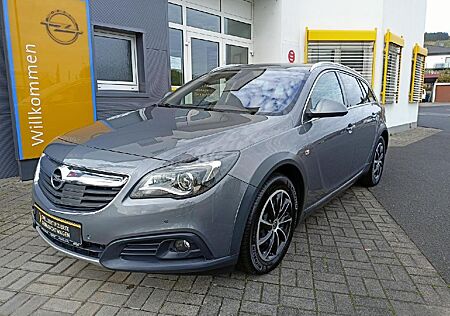 Opel Insignia CT 250PS4x4*AT6*AHK2000kg*Navi*Xenon*++