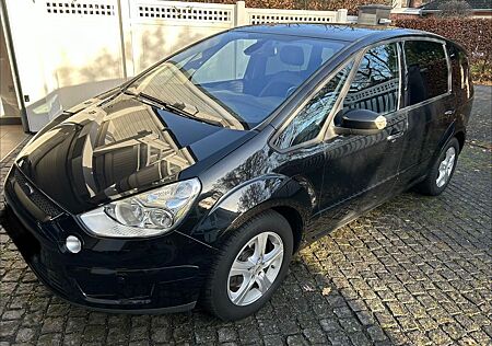 Ford S-Max 2,0 TDCi 103kW Titanium/7-Sitzer/Carplay