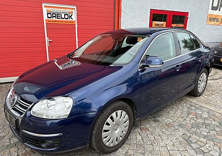 VW Jetta Volkswagen V Limousine 1.6 FSI Comfortline*SHZ*PDC
