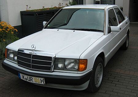 Mercedes-Benz 190 E 2,6, Automatik, AHK, H-Kennzeichen