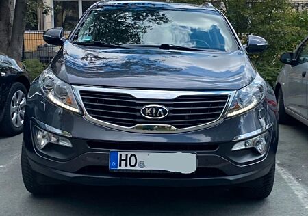 Kia Sportage 2.0 CRDi AWD 184/TÜV NEU