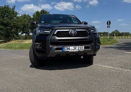 Toyota Hilux Invincible 2.8 L