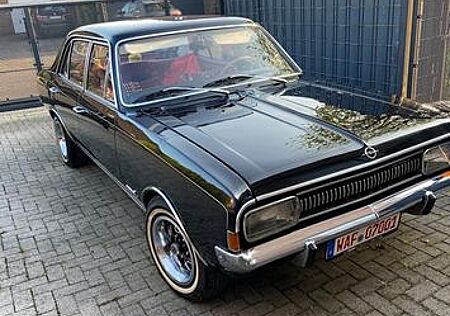 Opel Commodore