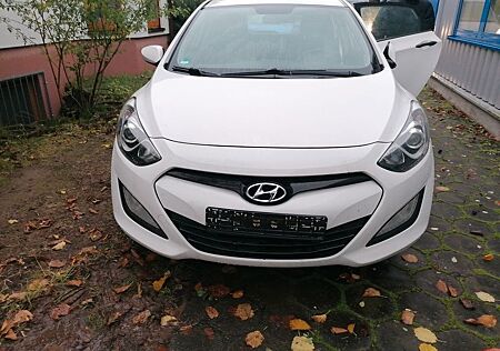 Hyundai i30 Alu.8fach.1A.Tüneu.1Hand