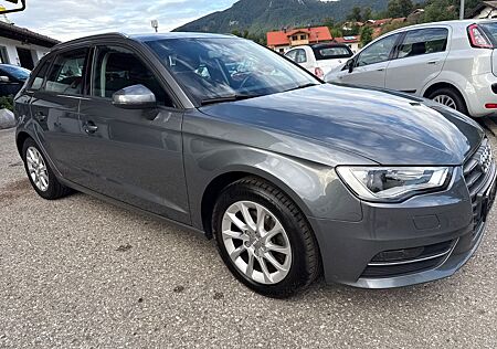 Audi A3 Sportback 1.4 TFSI attraction