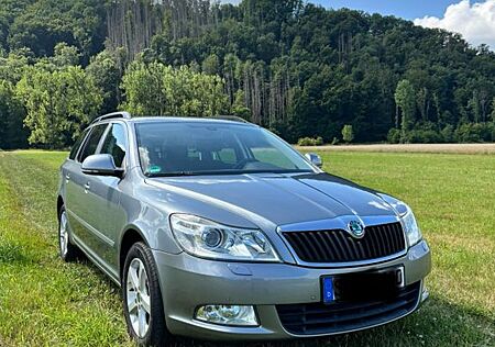 Skoda Octavia 2.0 TDI DSG Ambition Combi Ambition