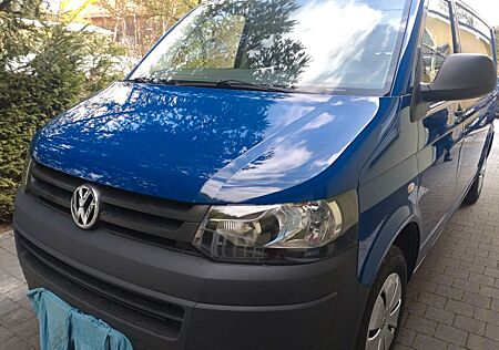 VW T5 Transporter Volkswagen , langer Radstand