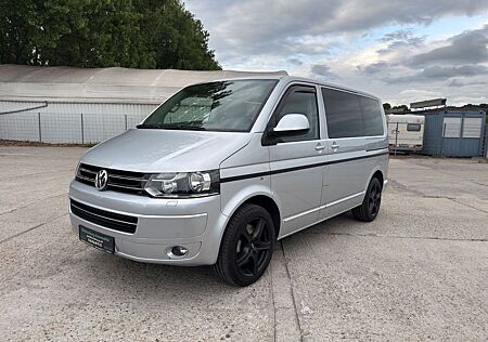 VW T5 Multivan Volkswagen Highline Leder/Navi/Bett/Tisch/TÜV