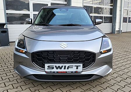Suzuki Swift 1.2 Dualjet Hybrid 61 kW Comfort CVT Kamer