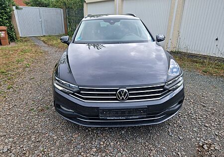 VW Passat Variant Volkswagen 2.0 TDI SCR DSG Business AHK