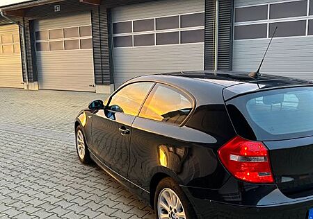 BMW 116i -e81