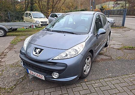 Peugeot 207 Urban Move 95 VTi 1.Hand !