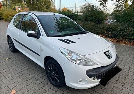 Peugeot 206 + Basis,Servo,Erst 109.520 KM