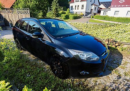 Ford Focus 1,0 EcoBoost 74kW Ambiente Turnier Amb...