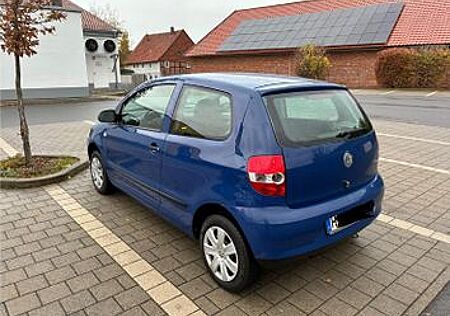 VW Fox Volkswagen TÜV Öl neu 8fach bereift Sitzheizung Klima VB