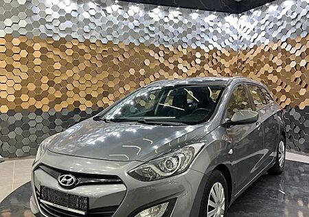 Hyundai i30 cw blue /Klima/Sitzheizung/AHK/