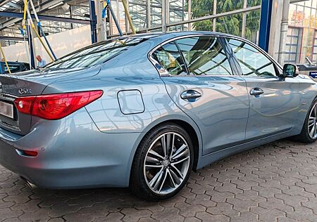 Infiniti Q50S 3.5 V6 S Hybrid Sport AWD