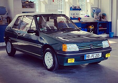 Peugeot 205 Roland Garros Cabriolet
