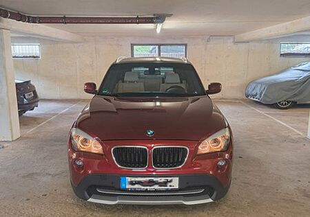 BMW X1 xDrive25i -