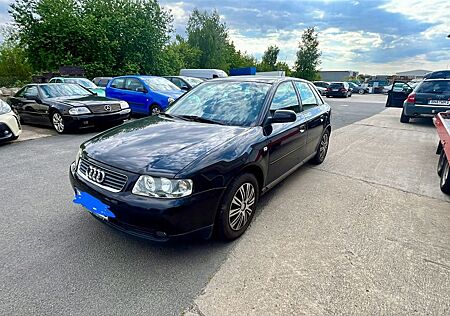 Audi A3 1.8 Ambiente Ambiente