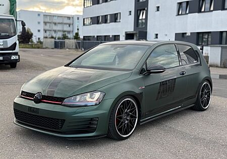 VW Golf Volkswagen VII Lim. GTI BMT Navi BiXenon Leder Euro6