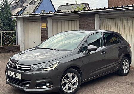 Citroën C4 Lim. Selection NAVI PDC LED ALU TOTWINKEL