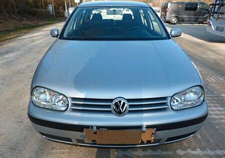 VW Golf Volkswagen 1.4 Basis