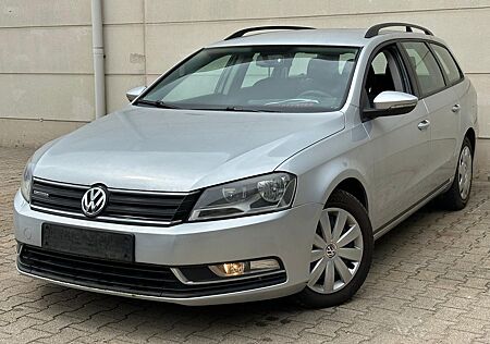VW Passat Variant Volkswagen Trendline BlueMotion