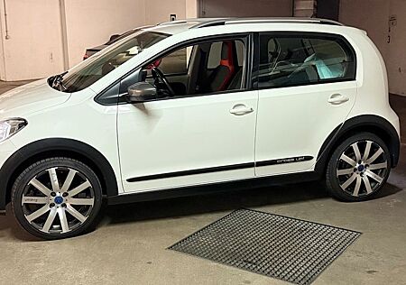 VW Up Volkswagen ! 1.0 TSI BlueMotion Technology cross ! ...