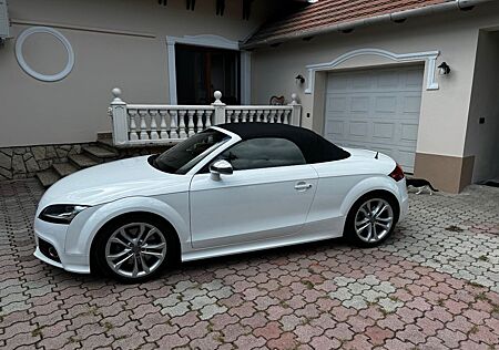 Audi TTS Roadster 2.0 TFSI quattro - TÜV NEU
