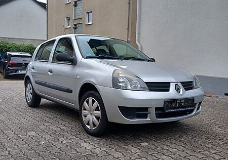 Renault Clio Authentique 1.2 16V 55kW Authentique